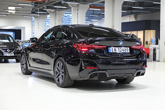 BMW i4 6 of 30