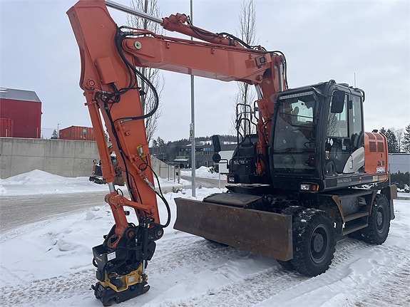 Hitachi ZX 140 W-6