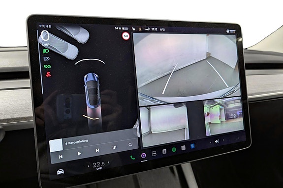 Tesla Model 3 19 of 23