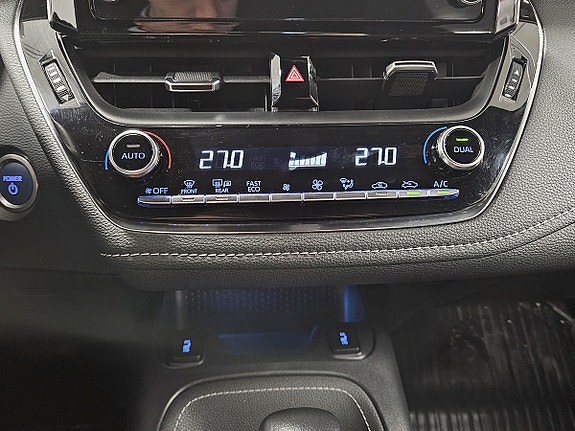 Toyota Corolla 19 of 26