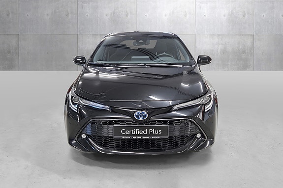 Toyota Corolla 8 of 26