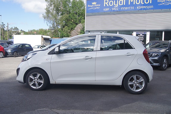 Kia Picanto 3 of 5