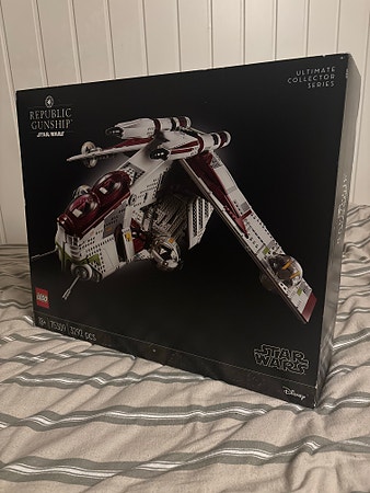Lego Star Wars UCS Republic gunship 75309