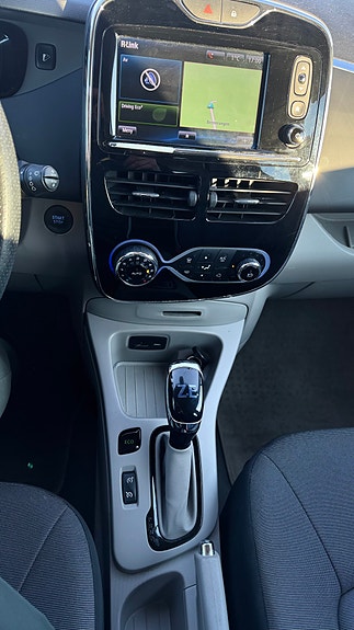 Renault Zoe 13 of 14