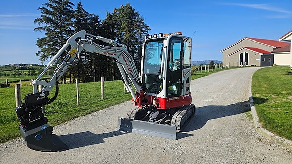 ABS Takeuchi 5 of 5
