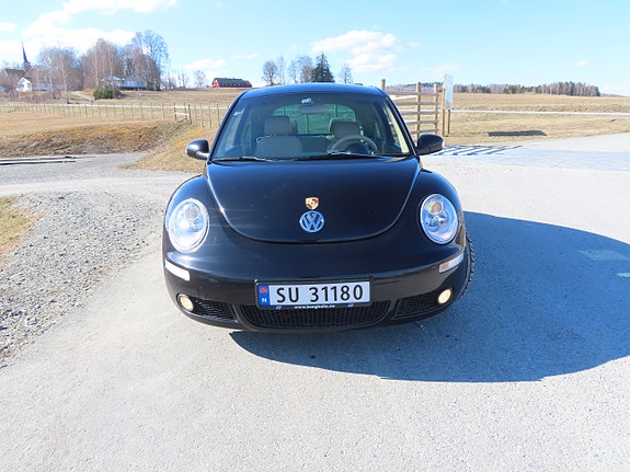 Volkswagen Beetle 4 of 26