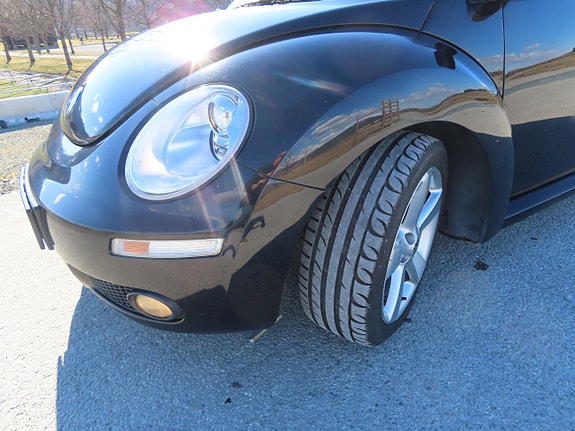 Volkswagen Beetle 5 of 26