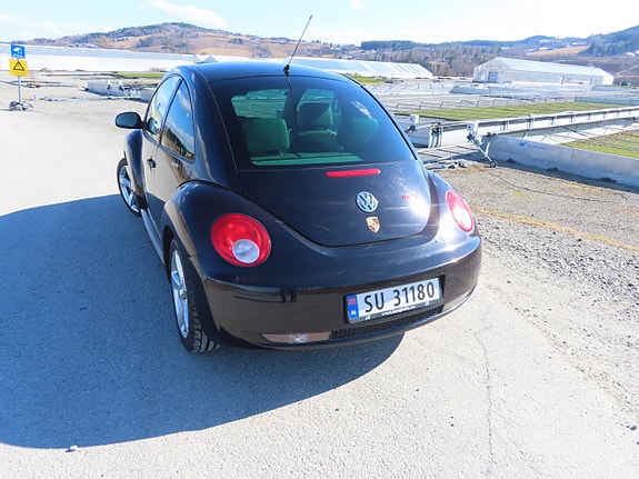 Volkswagen Beetle 7 of 26