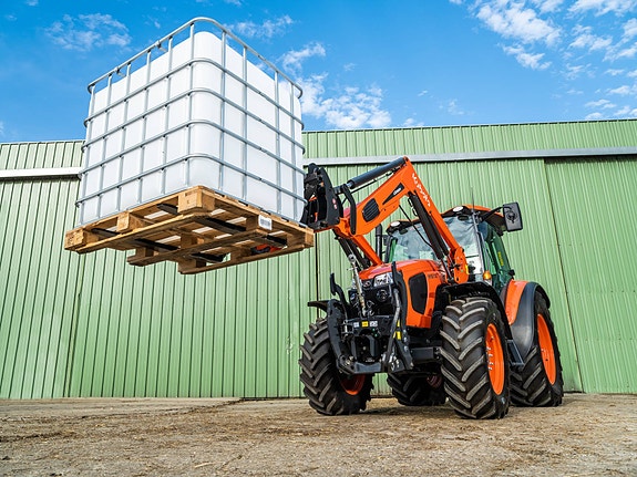 Kubota M5-112 3 of 8
