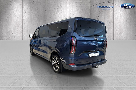 Ford Tourneo Custom 4 of 5