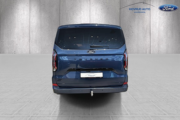Ford Tourneo Custom 5 of 5
