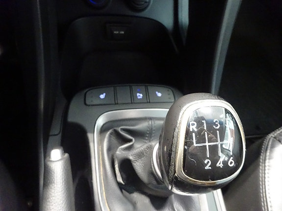 Hyundai Santa Fe 19 of 24