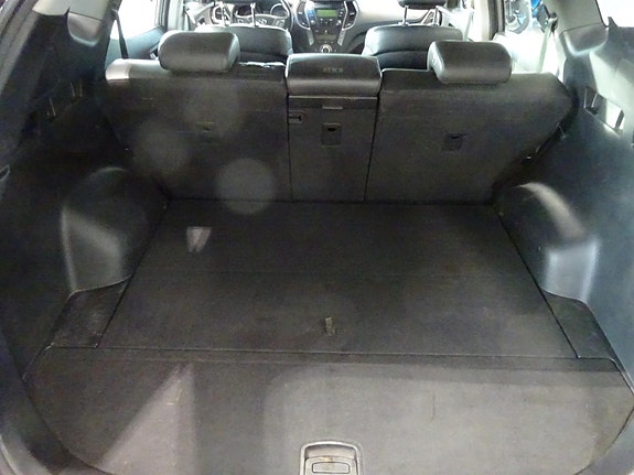 Hyundai Santa Fe 24 of 24