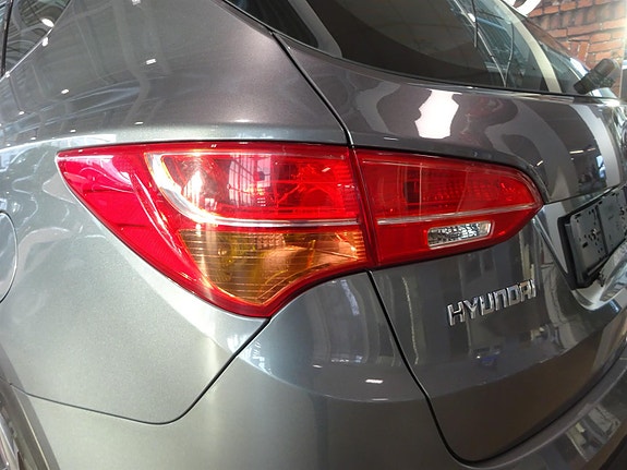 Hyundai Santa Fe 12 of 24