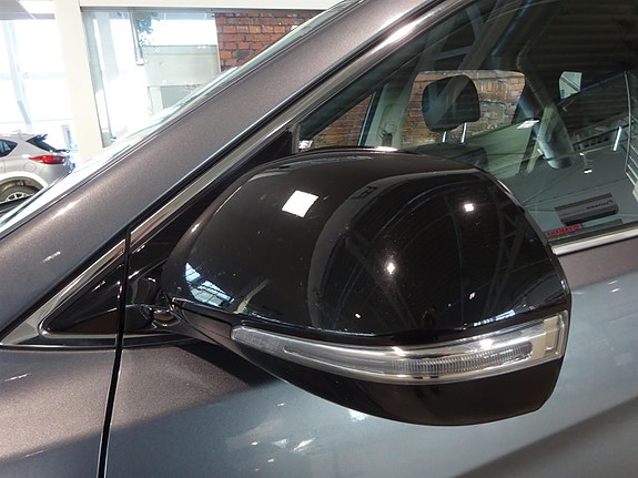 Hyundai Santa Fe 10 of 24