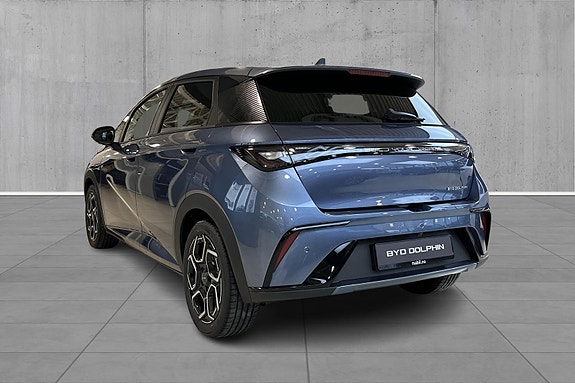 BYD Dolphin 3 of 18