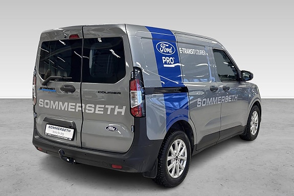 Ford E-Transit Courier 8 hos Sommerseth