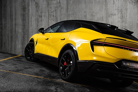 Lotus Eletre 14 of 30