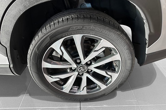 Toyota Corolla Cross 19 of 20