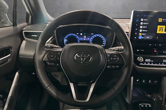 Toyota Corolla Cross 9 of 20
