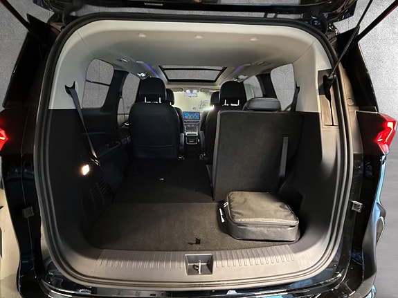 Maxus Euniq 5 17 of 17