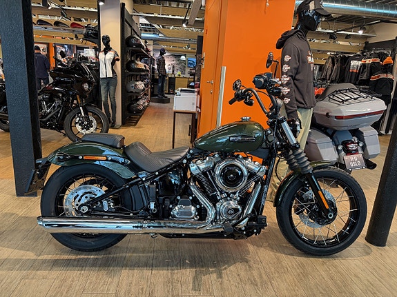 Harley-Davidson FXBB Street Bob 117 8 of 8