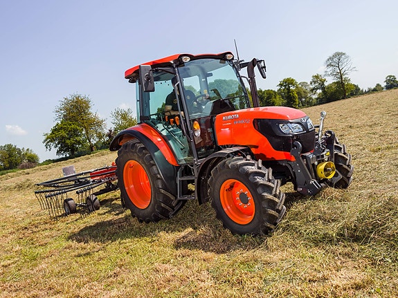Kubota M4-073 8 of 9