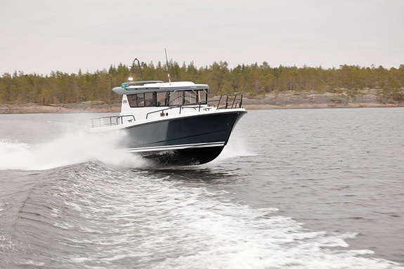 - NY - SARGO 28 EXPLORER - SIDEPORT -2 CABINER 5 of 5