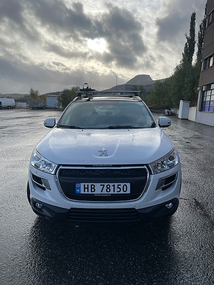 Peugeot 4008 2 of 13