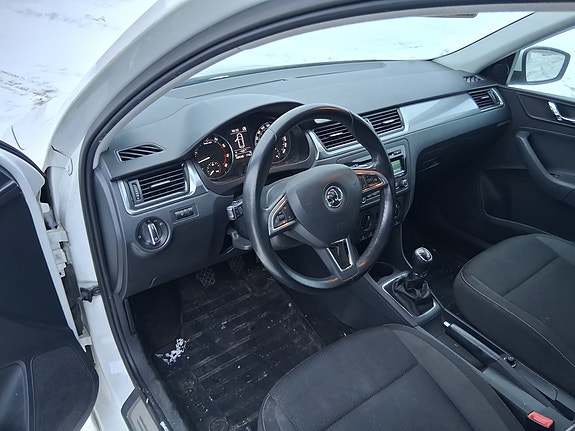 Skoda Rapid Spaceback 13 of 15