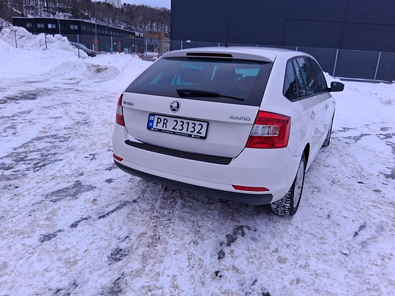 Skoda Rapid Spaceback 6 of 15