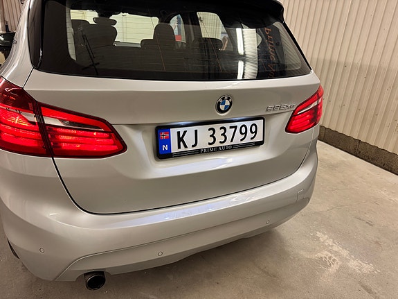 BMW 225xe 9 of 30