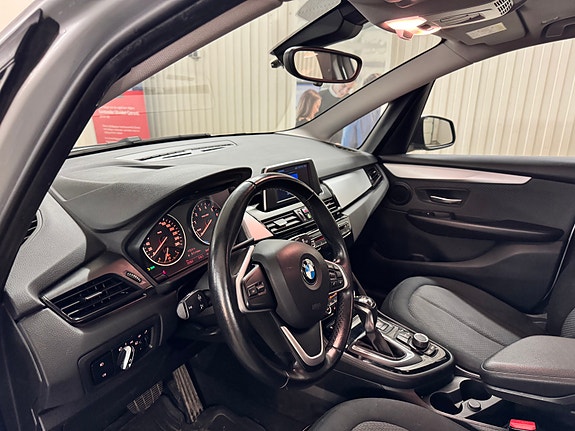 BMW 225xe 20 of 30