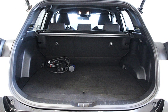 Toyota RAV4 Plug-in Hybrid 25 of 27