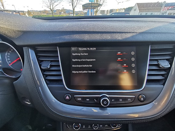Opel Grandland X 28 of 30