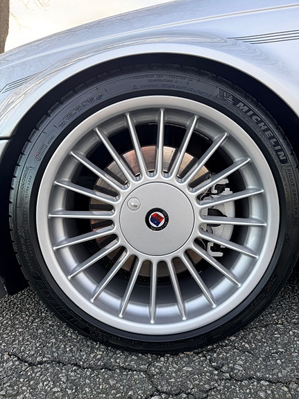 Alpina B3 4 of 5