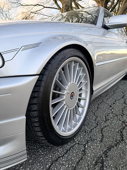 Alpina B3 3 of 5