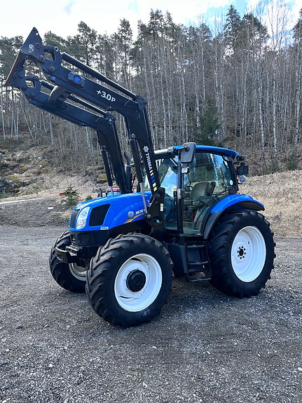 New Holland T6020