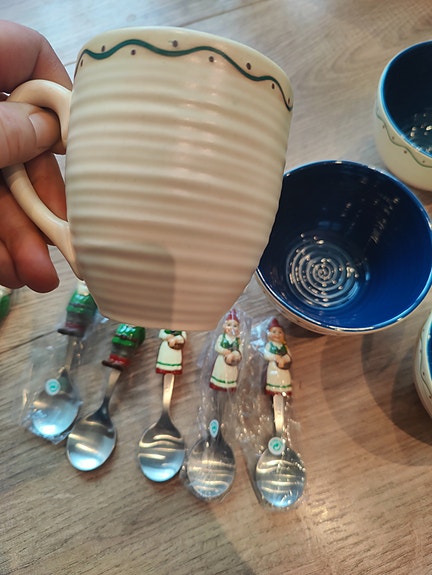 Product image 2 of 6