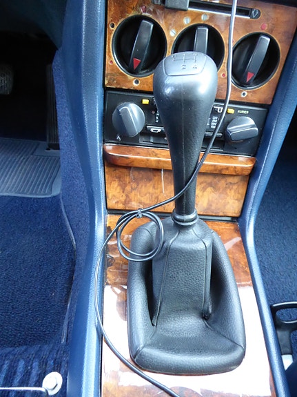 Mercedes-Benz 230 C 20 of 30