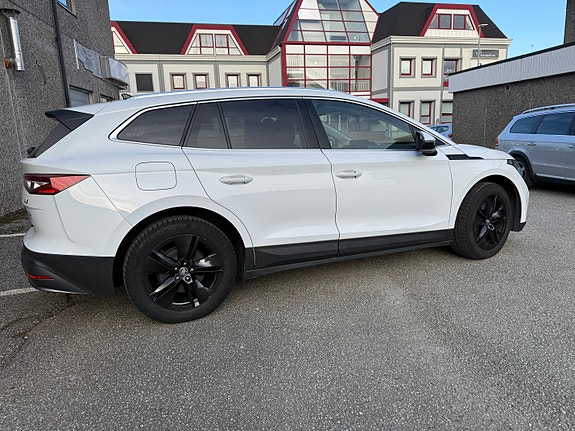 Skoda Enyaq 6 of 19