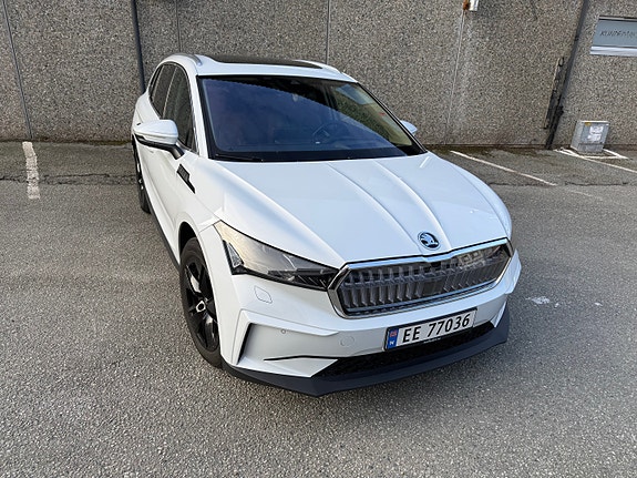 Skoda Enyaq 2 of 19