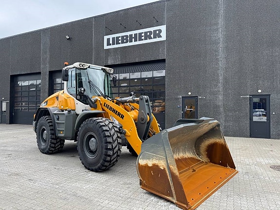 Liebherr L546