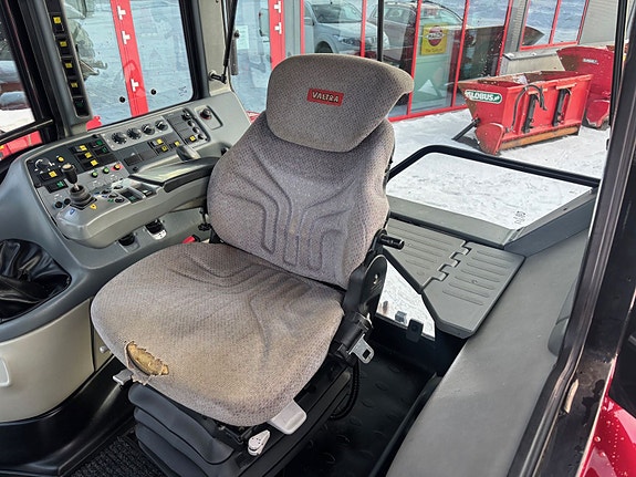 Valtra M150 med laster! 2004, kr 419 000,-