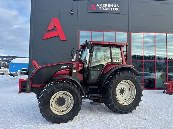 Valtra M150 med laster! 2004, kr 419 000,-