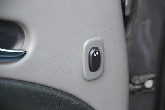 Saab 9-5 17 of 23