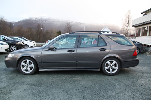 Saab 9-5 6 of 23