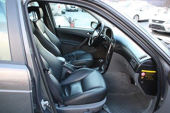 Saab 9-5 20 of 23