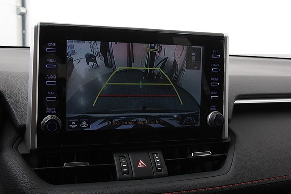 Toyota RAV4 Plug-in Hybrid 28 of 30