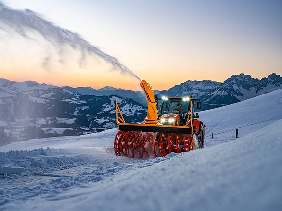 Kubota M7-174 KVT 7 of 17